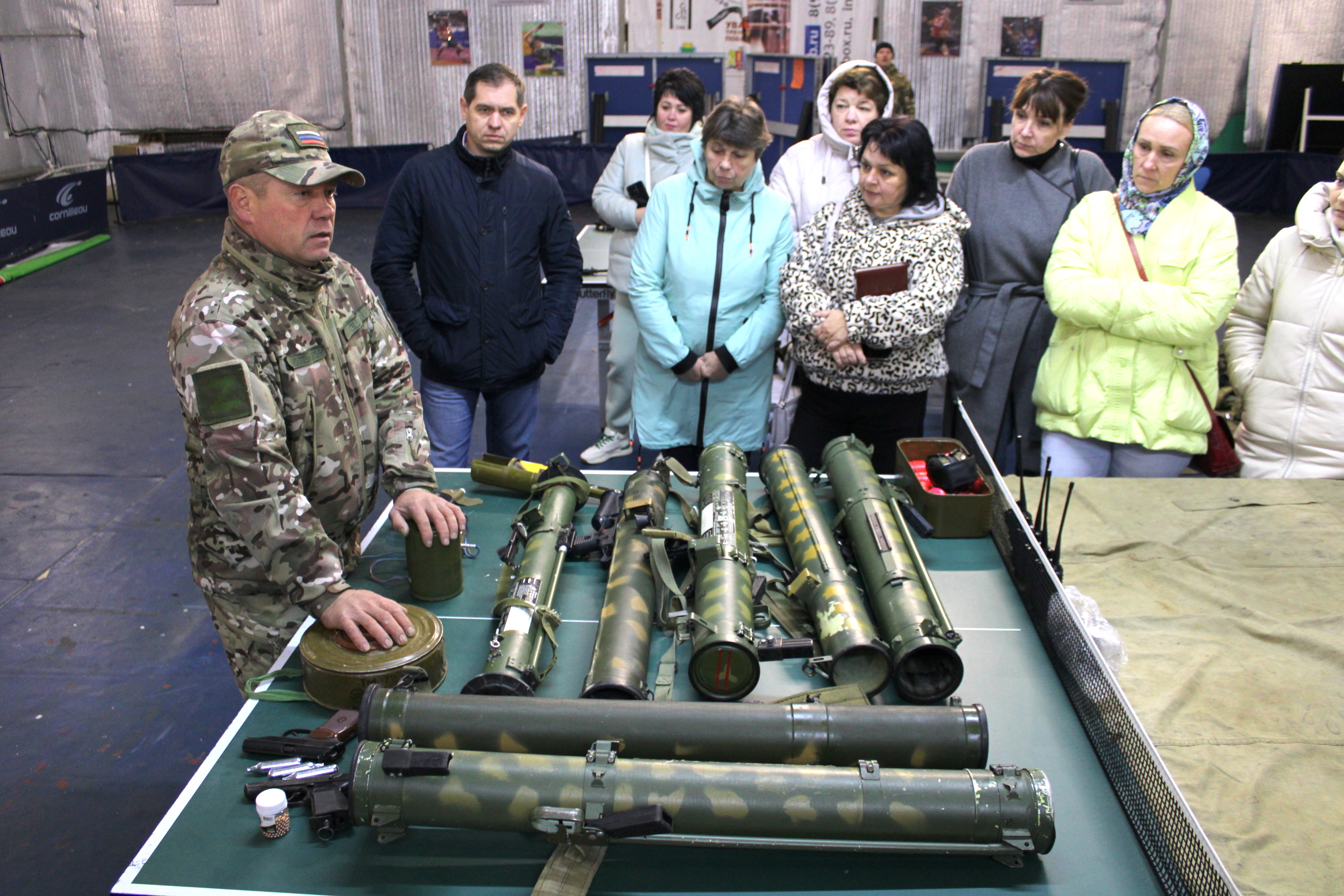 Руководители образовательных организаций Кинешемского района посетили военно-патриотический клуб «Ратник».